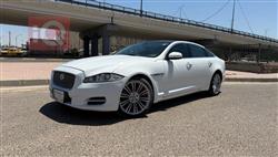 جاكوار XJ